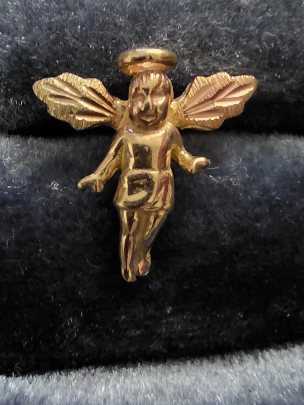 10k Angel Yellow Gold Pin (Vintage)